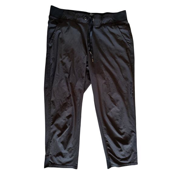 Champion Black Drawstring Capris, Women's Size M - Picture 1 of 6